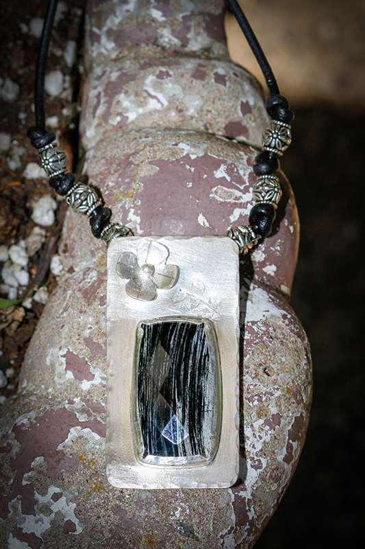 Rectangular Pinstripe Agate Necklace